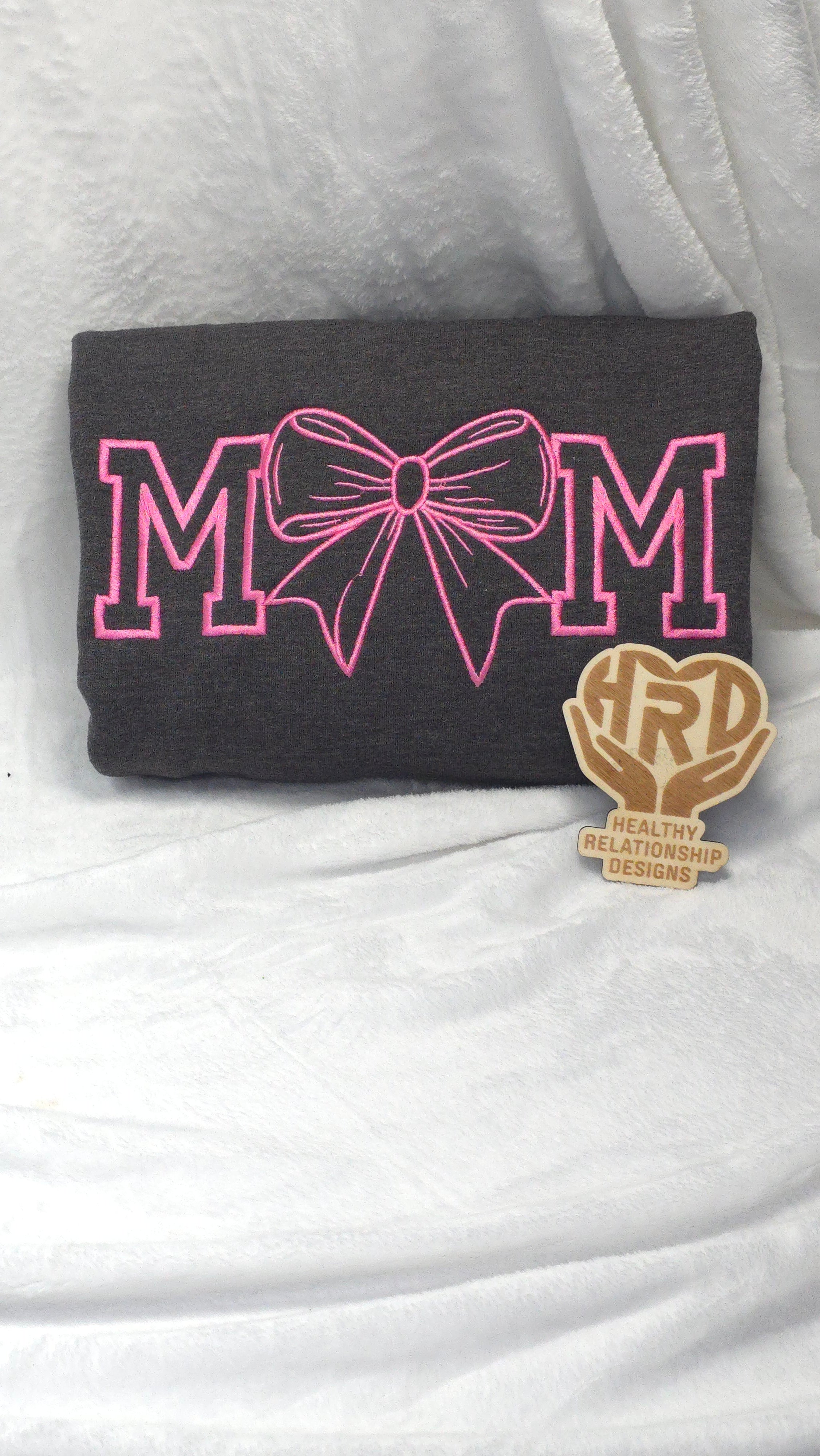 Mom's with Bow embroidery T-shirt, Sweatshirt and Hoodies collections