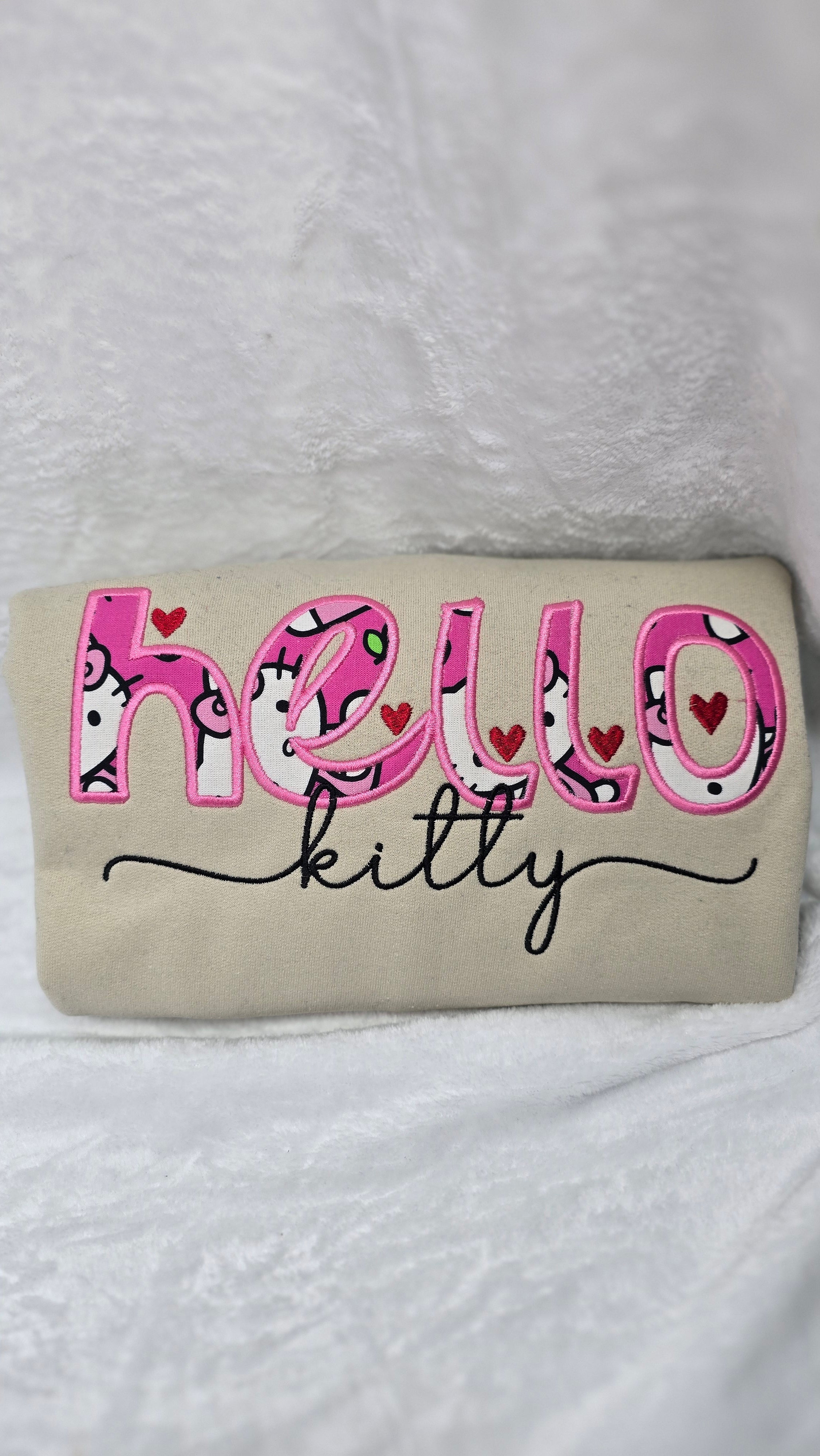 HELLO KITTY Applique Embroidery Crewnecks and Hoodies